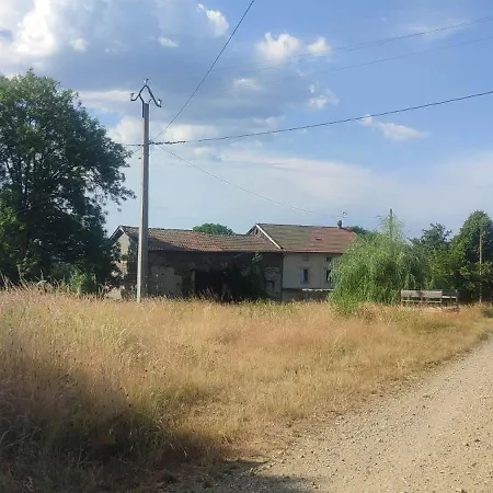 Holiday home Au Coeur Des Bois A Monadiere