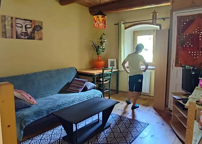 Au Coeur Des Bois A Monadiere Дом отдыха La Chapelle-Geneste