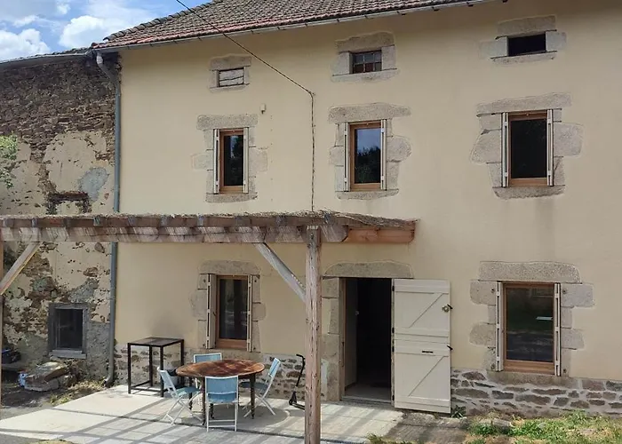 Дом отдыха Au Coeur Des Bois A Monadiere *