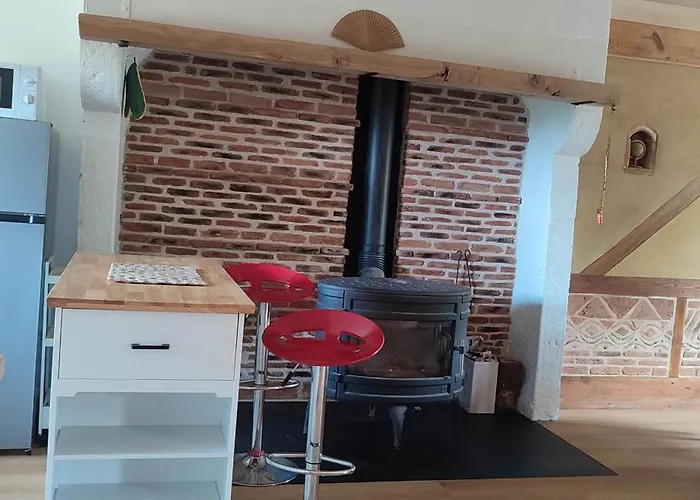 Дом отдыха Au Coeur Des Bois A Monadiere *