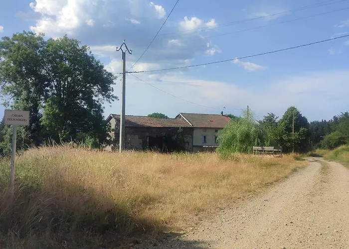 Дом отдыха Au Coeur Des Bois A Monadiere