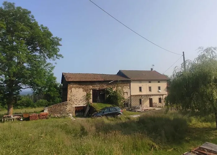 Au Coeur Des Bois A Monadiere *