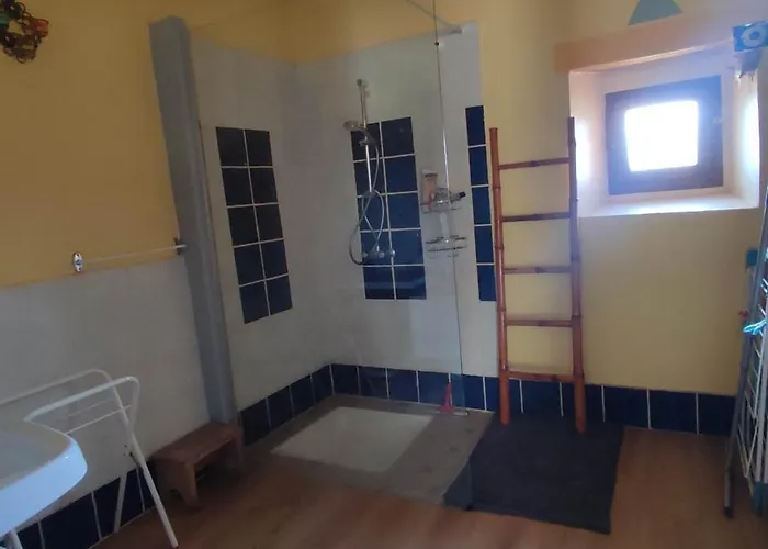 Дом отдыха Au Coeur Des Bois A Monadiere *